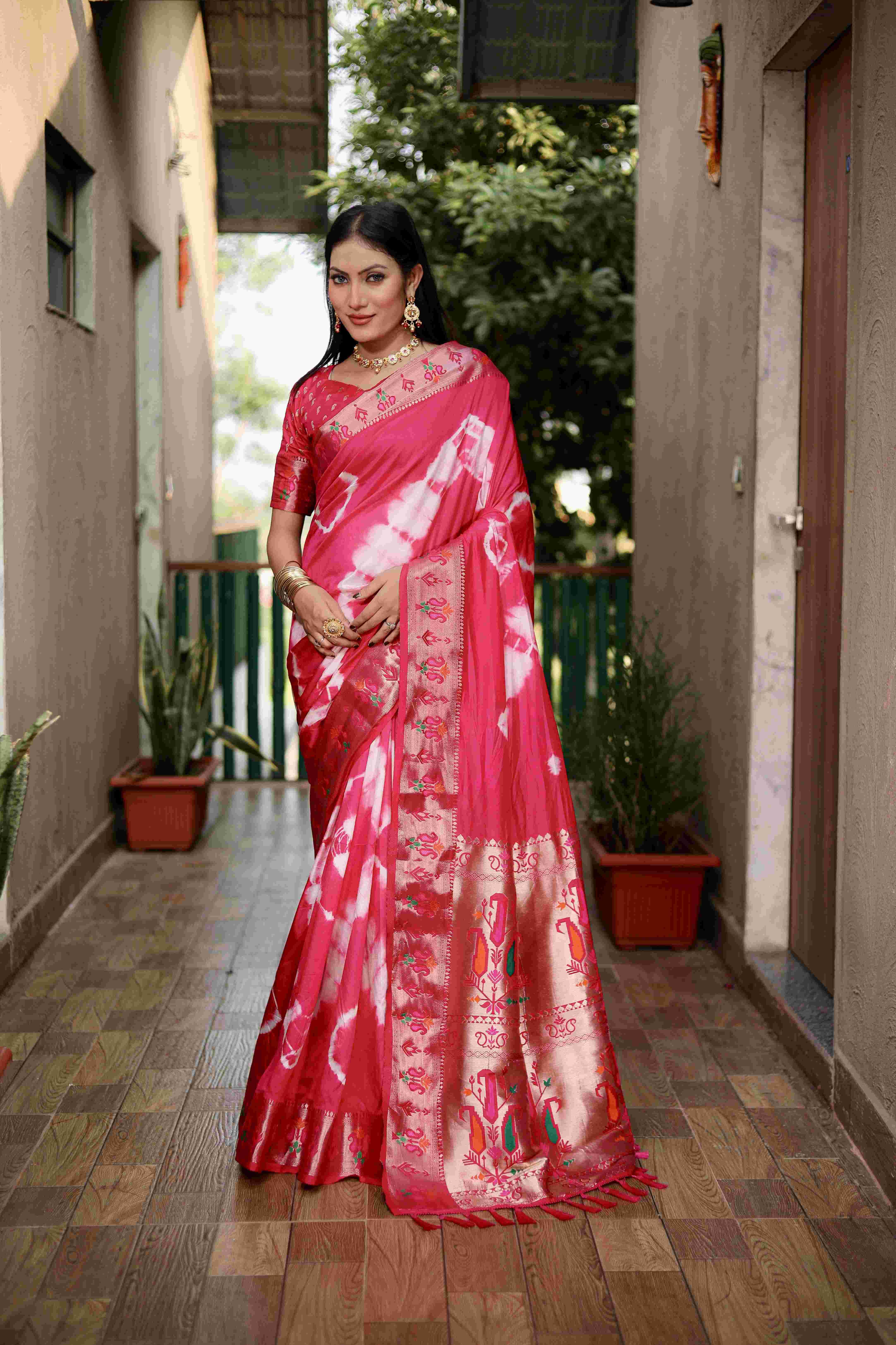Ynf Paithani Silk RIN183 VATIKA Silk Sarees Wholesale Paithani Sarees Printed Silk Saree Zari Border Silk Sarees Manufacturer