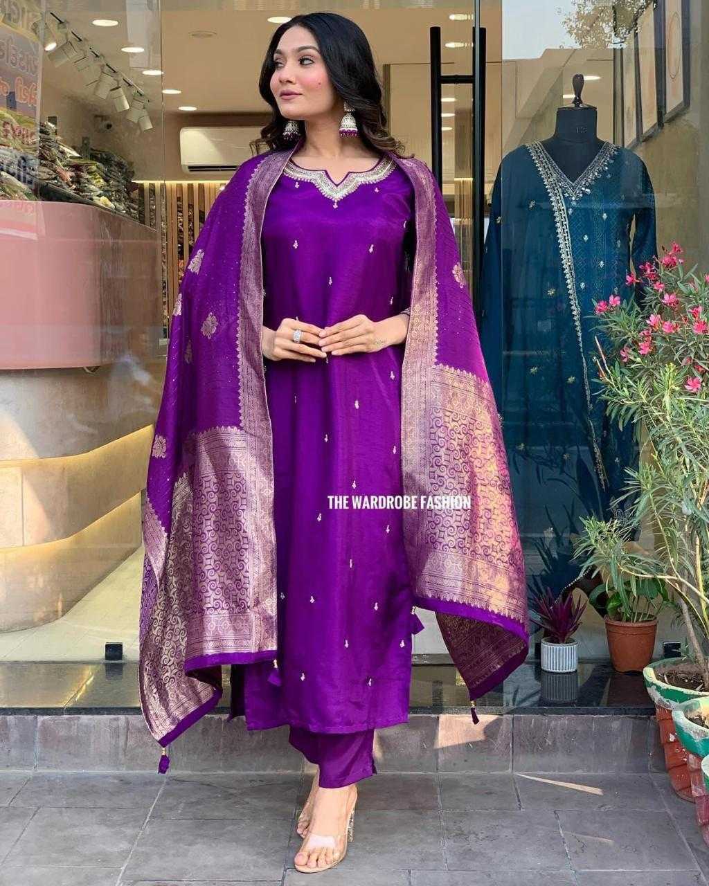 Ynf Banana Silk RIN222 111 Kurti Wholesale Festive Kurtis Designer Kurtis Silk Kurtis Manufacturer
