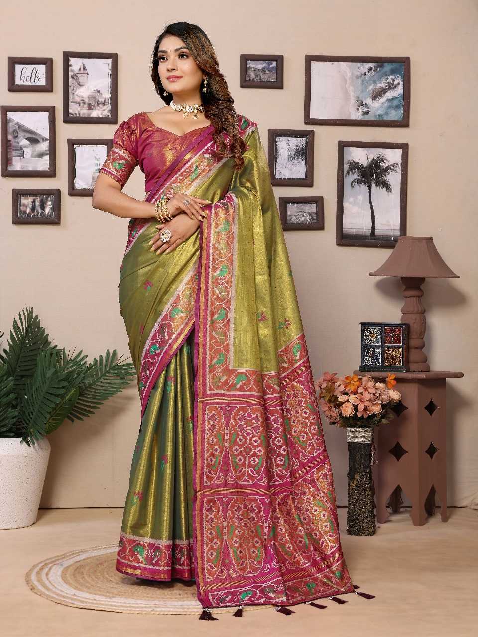 Ynf Banarasi Soft Silk RIN144 Surekha Silk Sarees Wedding Collections Festive Collections Wholesale Banarasi Silk Sarees Patola Sarees Designer Silk Sarees Manufacturer