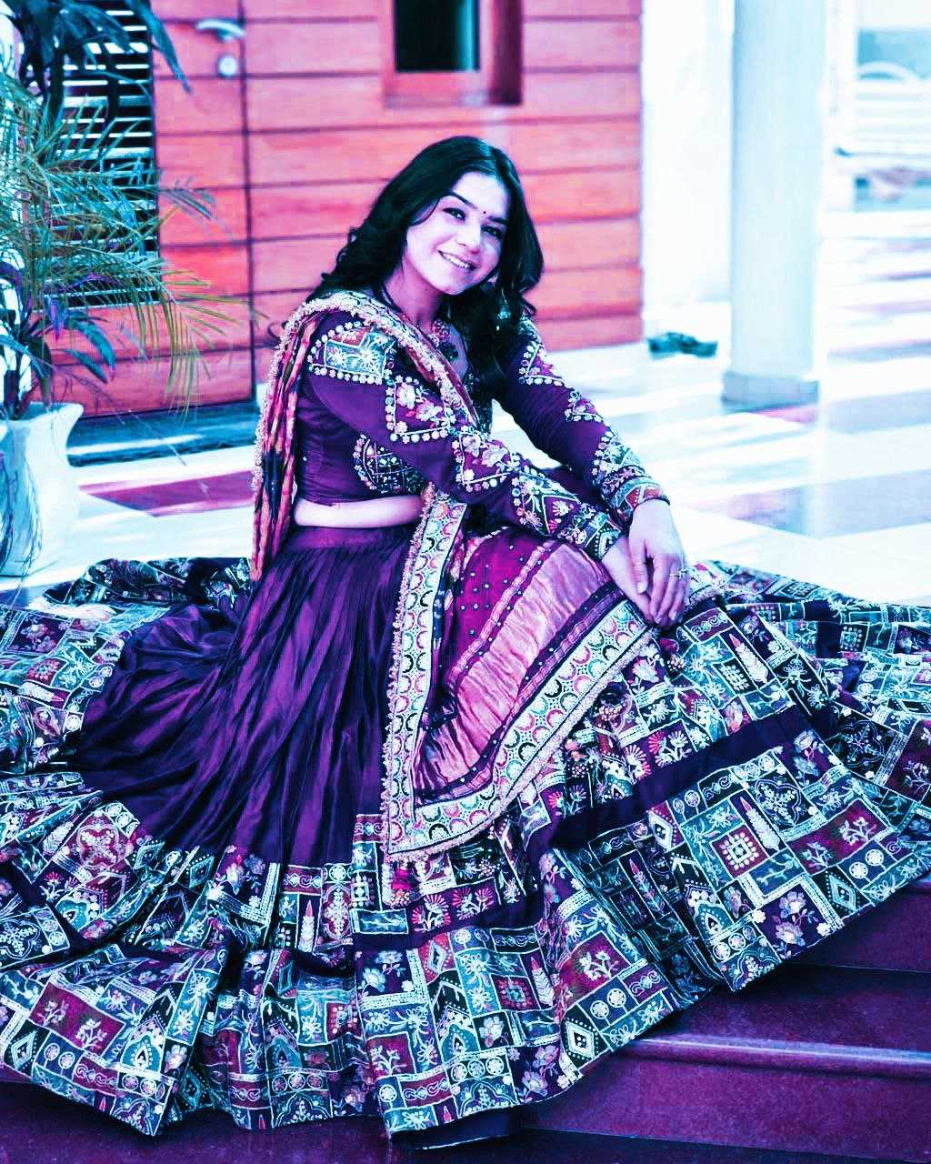 Ynf Dola Silk KESH495 Navratri Lehengas Festive Collections Wholesale Fancy Lehenga Rajwada Lehenga Navratri Chaniya Choli Manufacturer