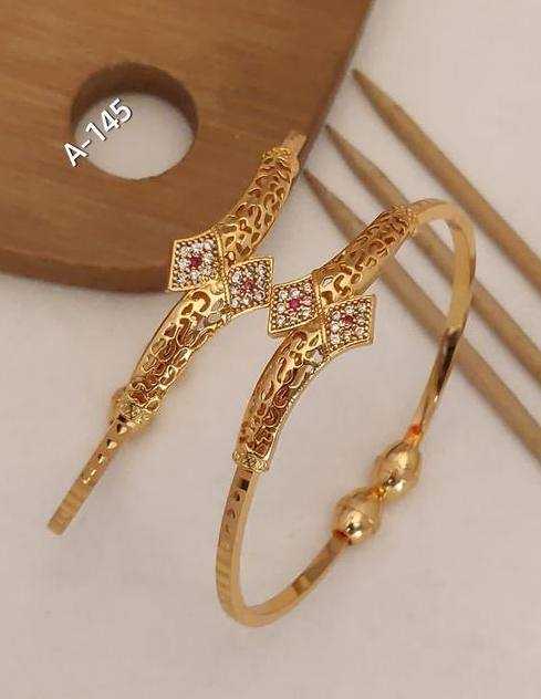 Ynf Fancy Womens Jewellery Wholesale Brass Gold Bracelets Golden Bracelet Gold Plated Jewelry Manufacturer