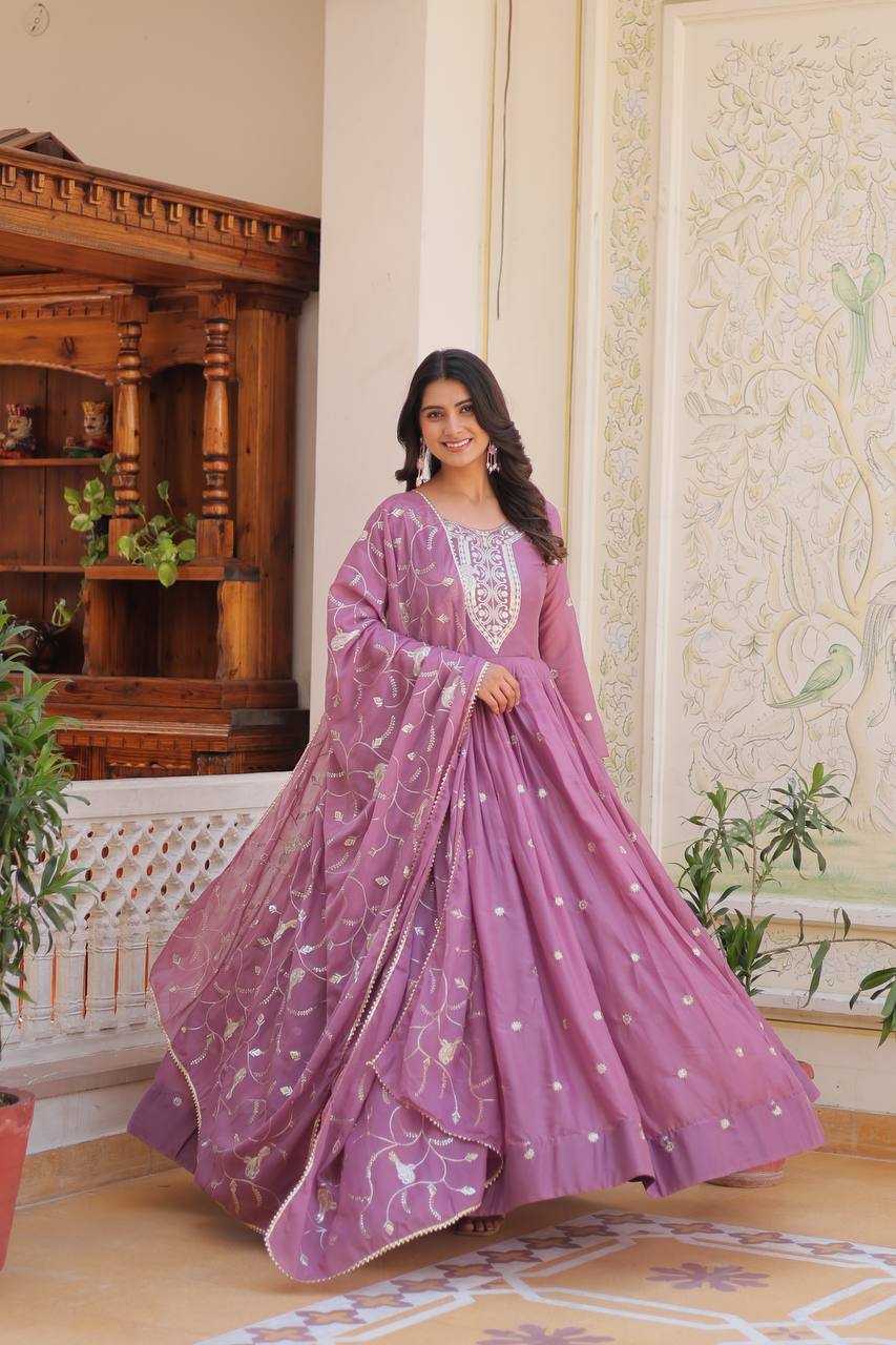 Ynf Georgette KESH498 081 Gowns Wholesale Printed Gowns Fancy Gowns Embroidery Gowns Manufacturer
