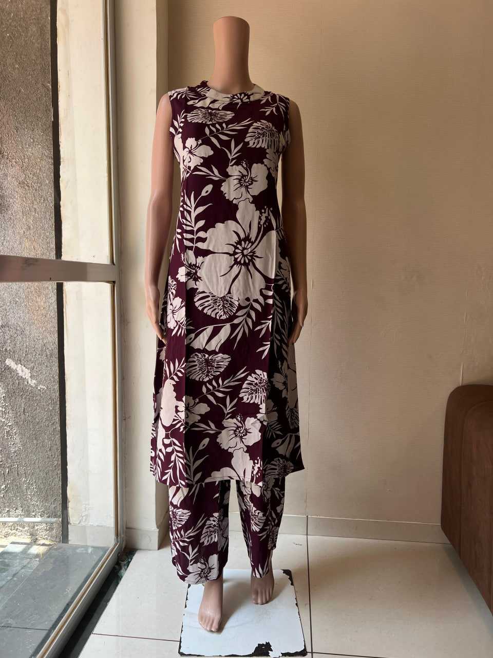Ynf Rayon RIN190 310 Setwise Collections Wholesale Kurtis Catalogs Manufacturer