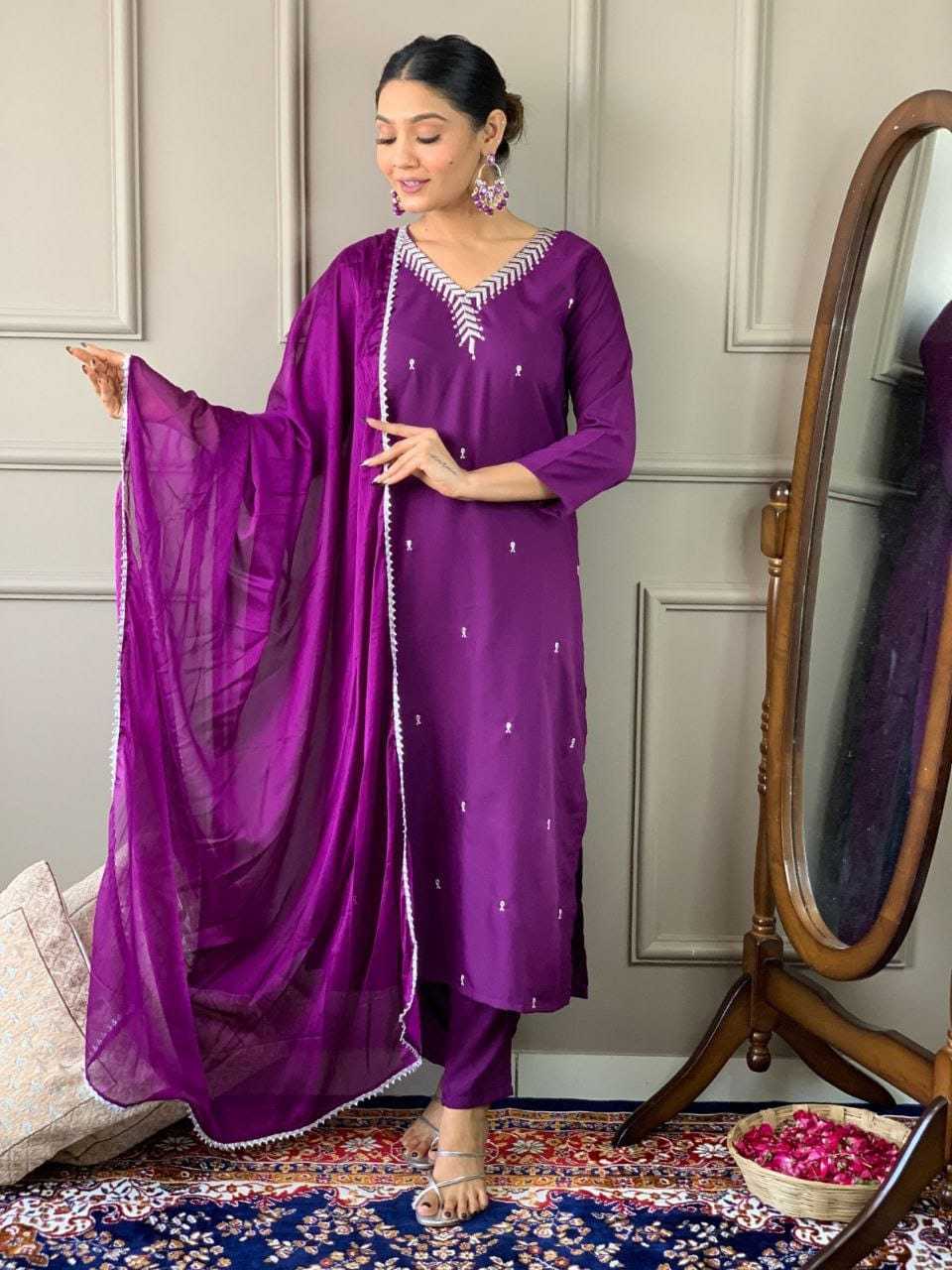 Ynf Rayon RIN222 SI-174 Kurti Wholesale Rayon Kurtis Embroidered Kurtis Kurti With Pants Manufacturer