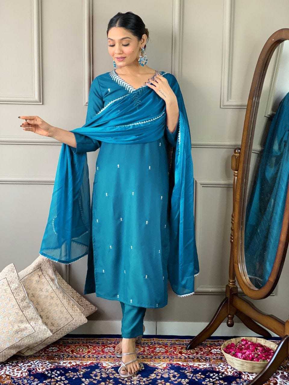 Ynf Rayon RIN222 SI-174 Kurti Wholesale Rayon Kurtis Embroidered Kurtis Kurti With Pants Manufacturer