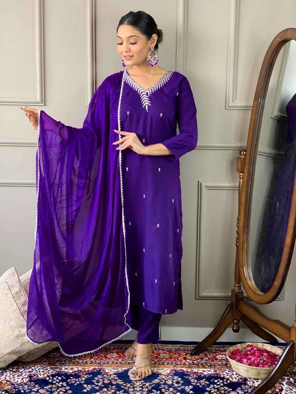 Ynf Rayon RIN222 SI-174 Kurti Wholesale Rayon Kurtis Embroidered Kurtis Kurti With Pants Manufacturer