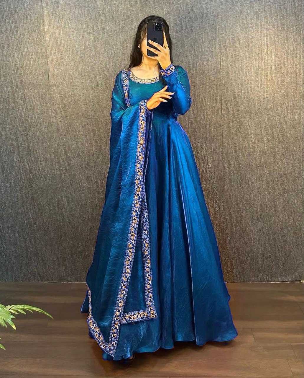 Ynf Silk KESH510 1111 Gowns Plus Size Collections Wholesale Party Wear Gowns Silk Gowns Manufacturer