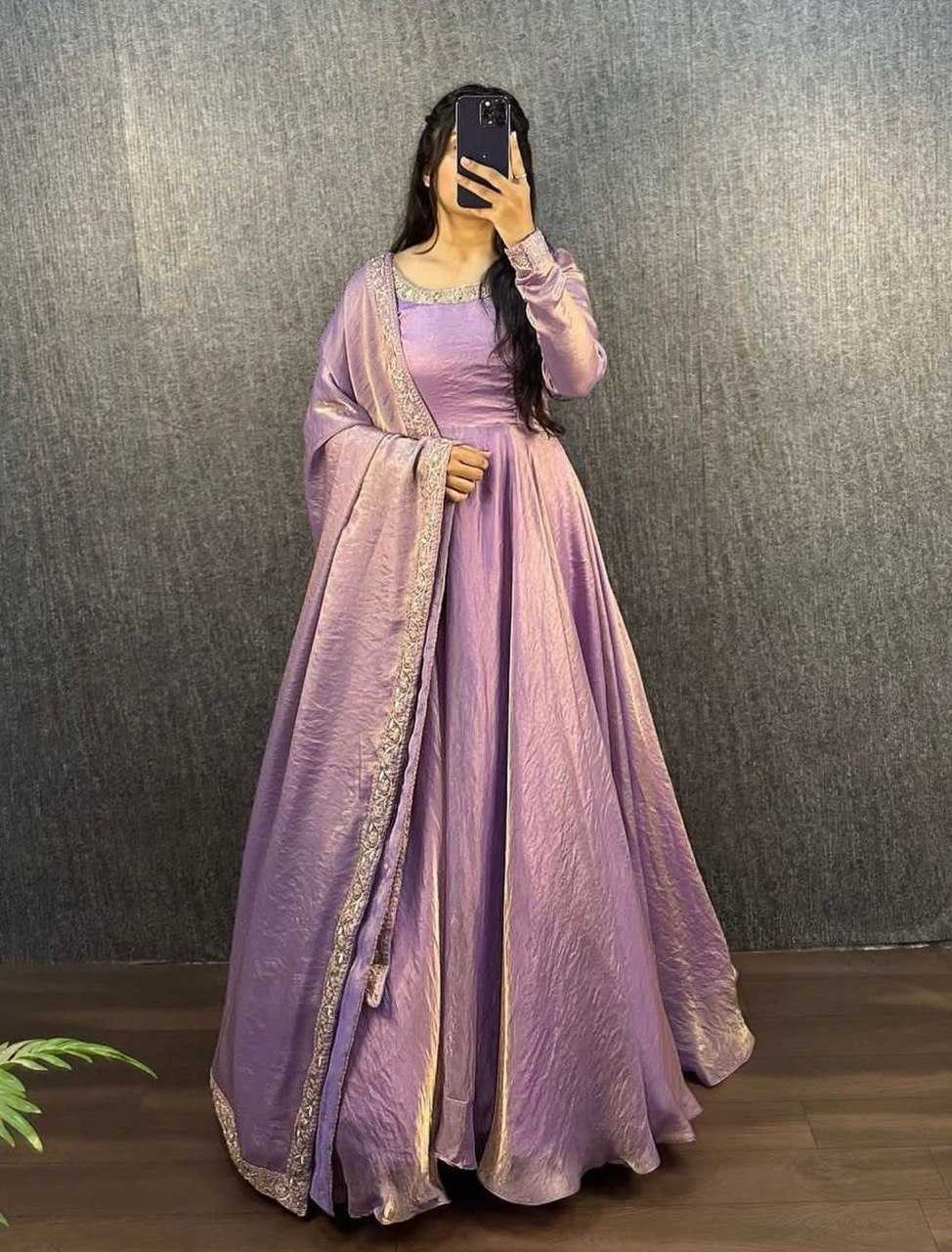Ynf Silk KESH510 1111 Gowns Plus Size Collections Wholesale Party Wear Gowns Silk Gowns Manufacturer