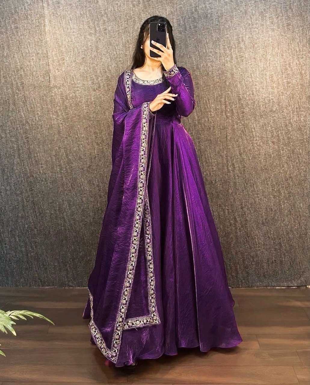 Ynf Silk KESH510 1111 Gowns Plus Size Collections Wholesale Party Wear Gowns Silk Gowns Manufacturer