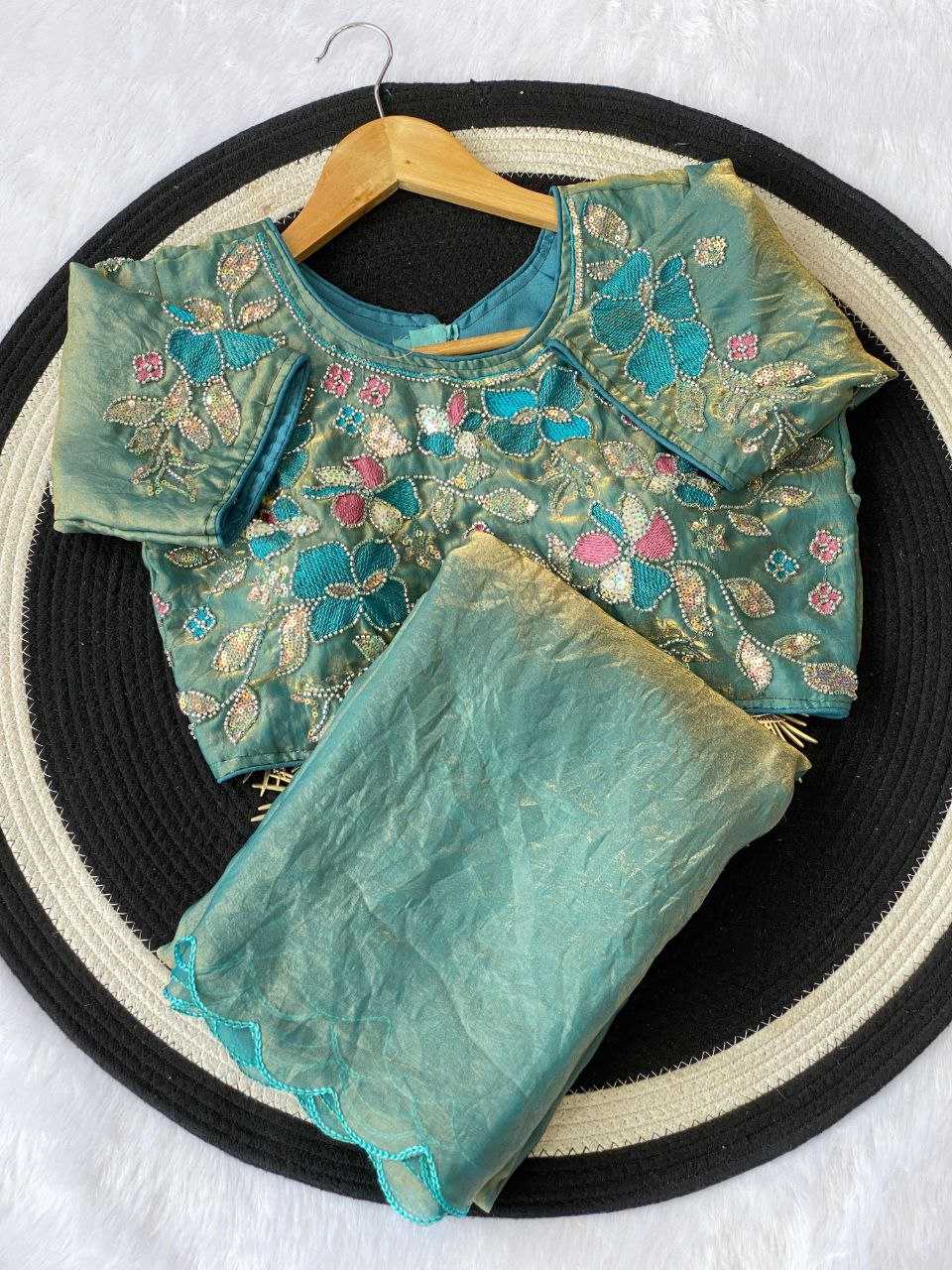 Ynf Space Silk RIN216 urvashi Sarees Wholesale Party Wear Sarees Fancy Sarees Plain Sarees Cutwork Saree Manufacturer