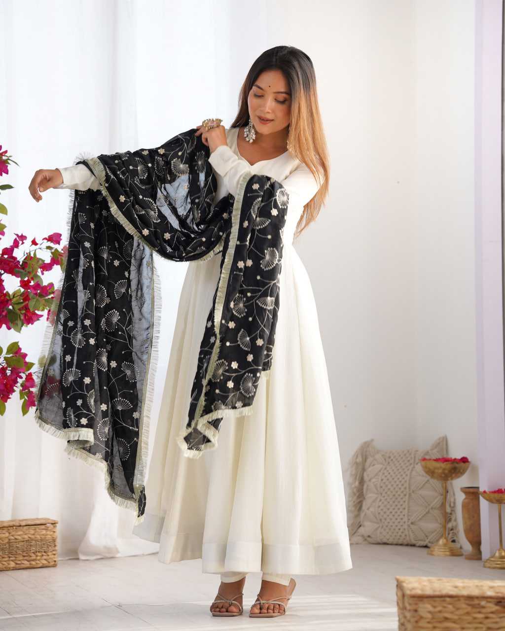 Ynf Vichitra Silk KESH504 45 Gowns Wedding Collections Festive Collections Wholesale Anarkali Gown Silk Gowns White Gown Manufacturer