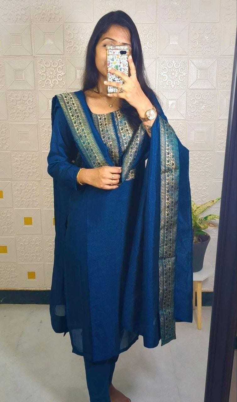 Ynf Vichitra Silk RIN222 Lining Kurti Wholesale Party Wear Kurtis Designer Kurtis Silk Kurtis Manufacturer