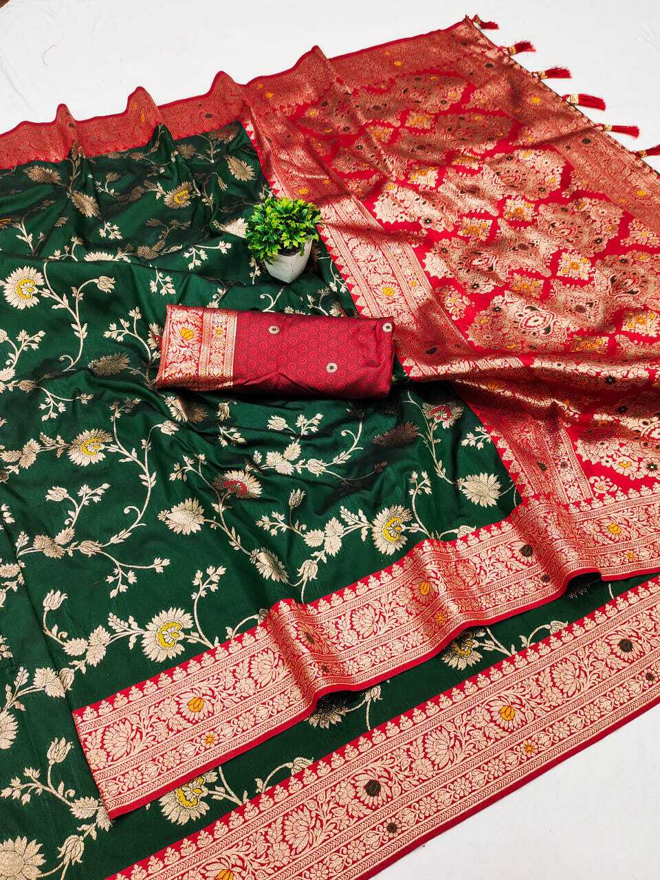 Ynf Banarasi Soft Silk RIN150 Banarasi-3 Sarees Silk Sarees Festive Collections Wholesale Banarasi Silk Sarees Traditional Silk Sarees Silk Sarees With Blouse Manufacturer