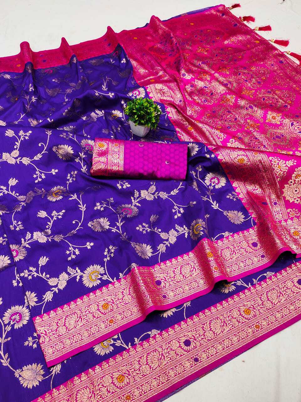 Ynf Banarasi Soft Silk RIN150 Banarasi-3 Sarees Silk Sarees Festive Collections Wholesale Banarasi Silk Sarees Traditional Silk Sarees Silk Sarees With Blouse Manufacturer