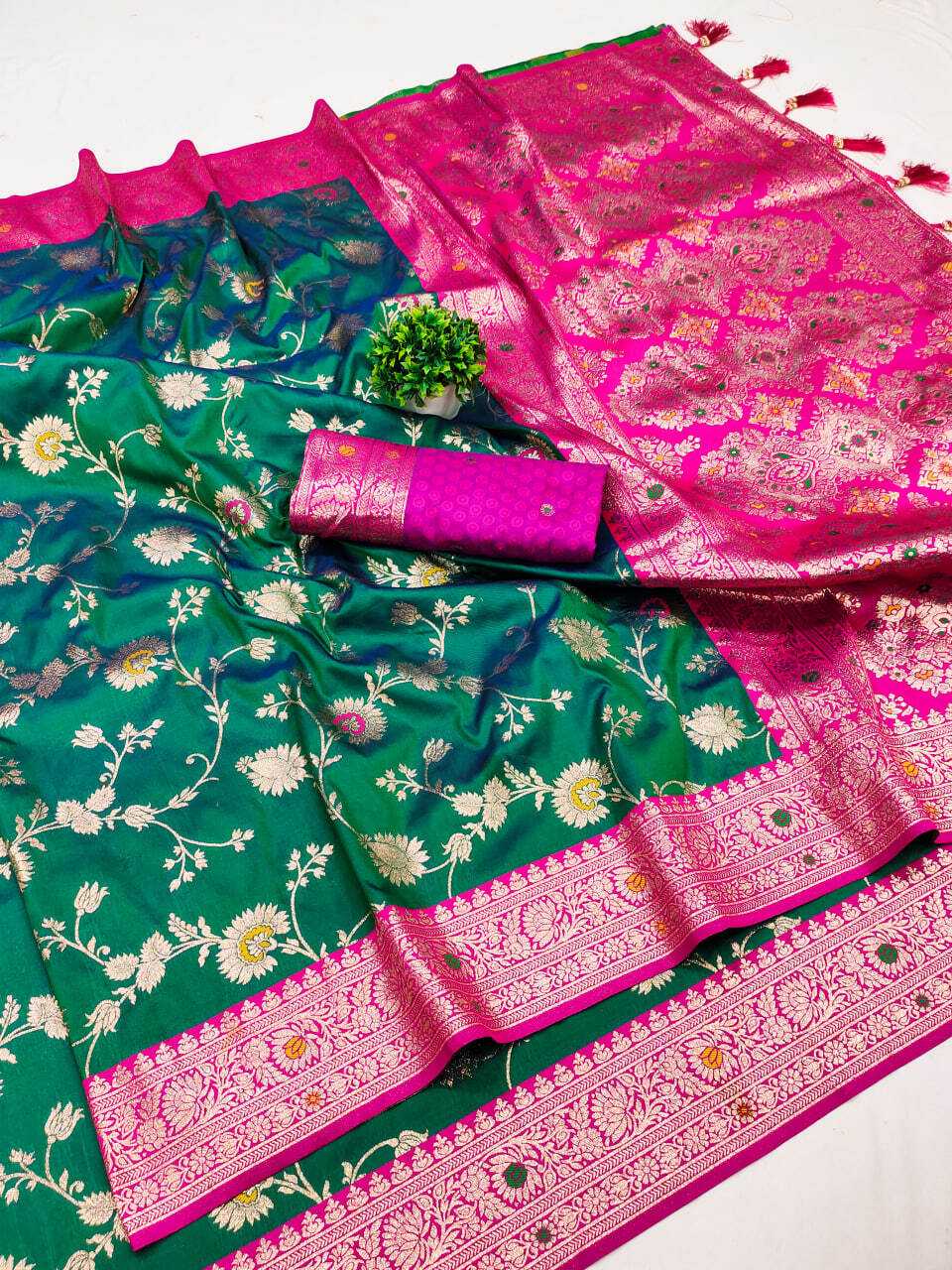 Ynf Banarasi Soft Silk RIN150 Banarasi-3 Sarees Silk Sarees Festive Collections Wholesale Banarasi Silk Sarees Traditional Silk Sarees Silk Sarees With Blouse Manufacturer