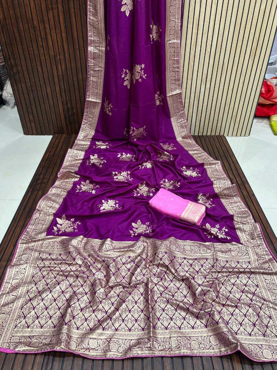 Ynf Banarasi Soft Silk RIN225 923 Silk Sarees Wedding Collections Festive Collections Wholesale Banarasi Silk Sarees Silk Sarees With Blouse Festival Silk Sarees Manufacturer