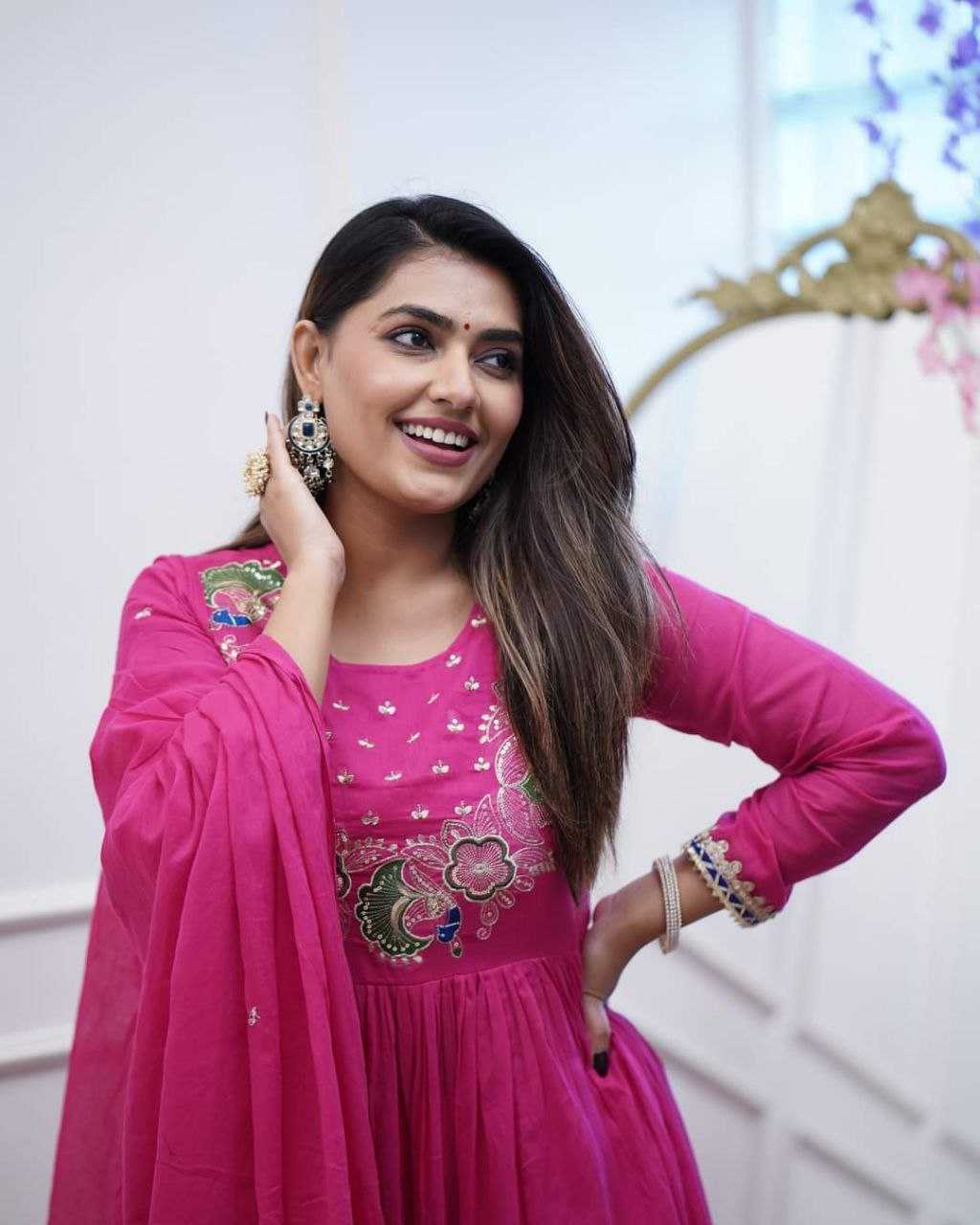 Ynf Chinon KESH529 MORLO Suits & Dresses Wedding Collections Festive Collections Wholesale Ladies Suits Party wear suits Embroidered Suits Manufacturer
