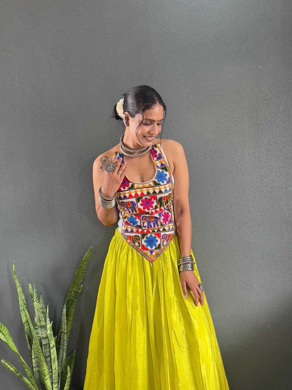 Ynf Chinon KESH554 N1 Lehengas Wholesale Designer Lehenga Traditional Lehenga Embroidered Lehenga Manufacturer