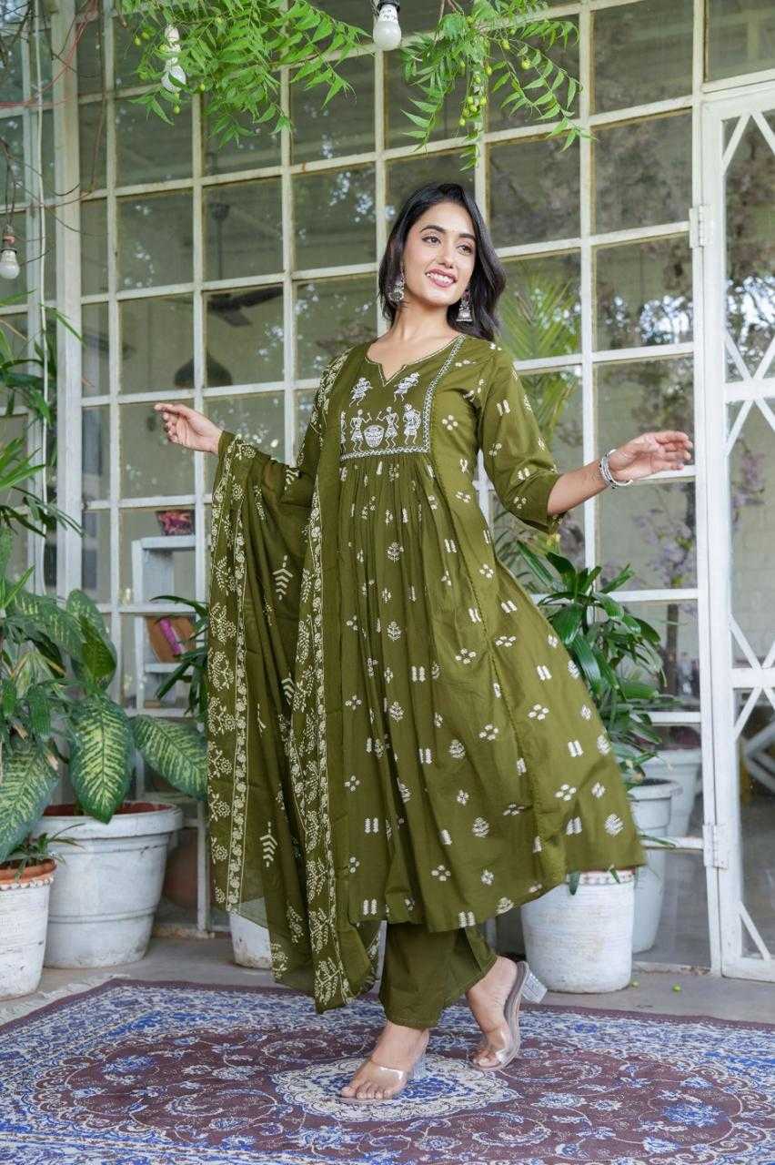 Ynf Cotton Cambric RIN190 BJ Setwise Collections Wholesale Gowns Catalogs Manufacturer