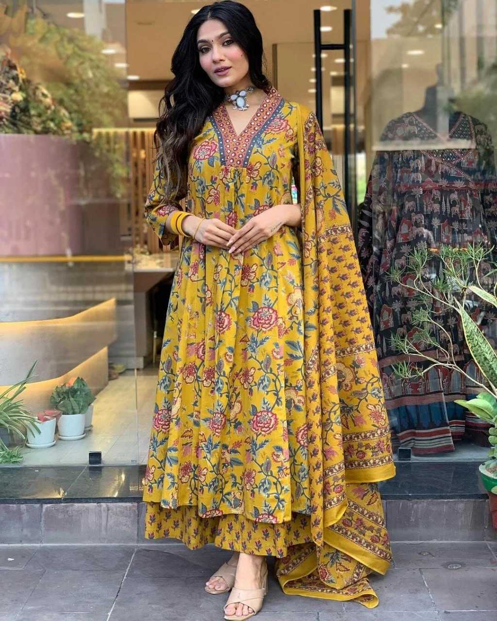 Ynf Cotton KESH519 2954 Suits & Dresses Wedding Collections Festive Collections Wholesale Printed Suits Cotton Suits Embroidered Suits Manufacturer