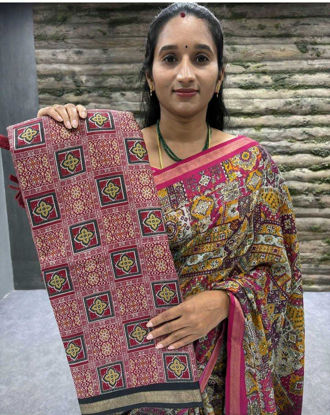 Ynf Cotton RIN203 slightly Sarees Wholesale Cotton Linen Sarees Ajrakh Sarees Mulmul Cotton Sarees Manufacturer