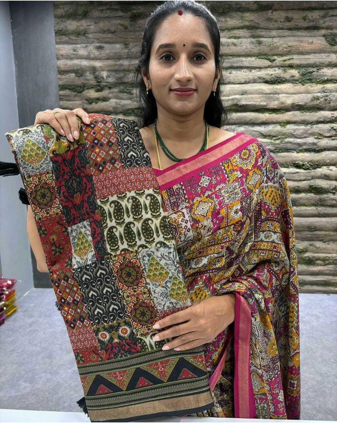 Ynf Cotton RIN203 slightly Sarees Wholesale Cotton Linen Sarees Ajrakh Sarees Mulmul Cotton Sarees Manufacturer