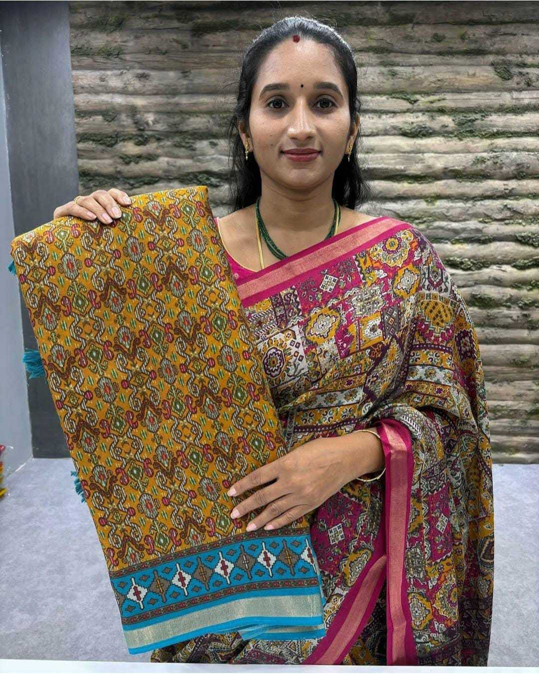 Ynf Cotton RIN203 slightly Sarees Wholesale Cotton Linen Sarees Ajrakh Sarees Mulmul Cotton Sarees Manufacturer