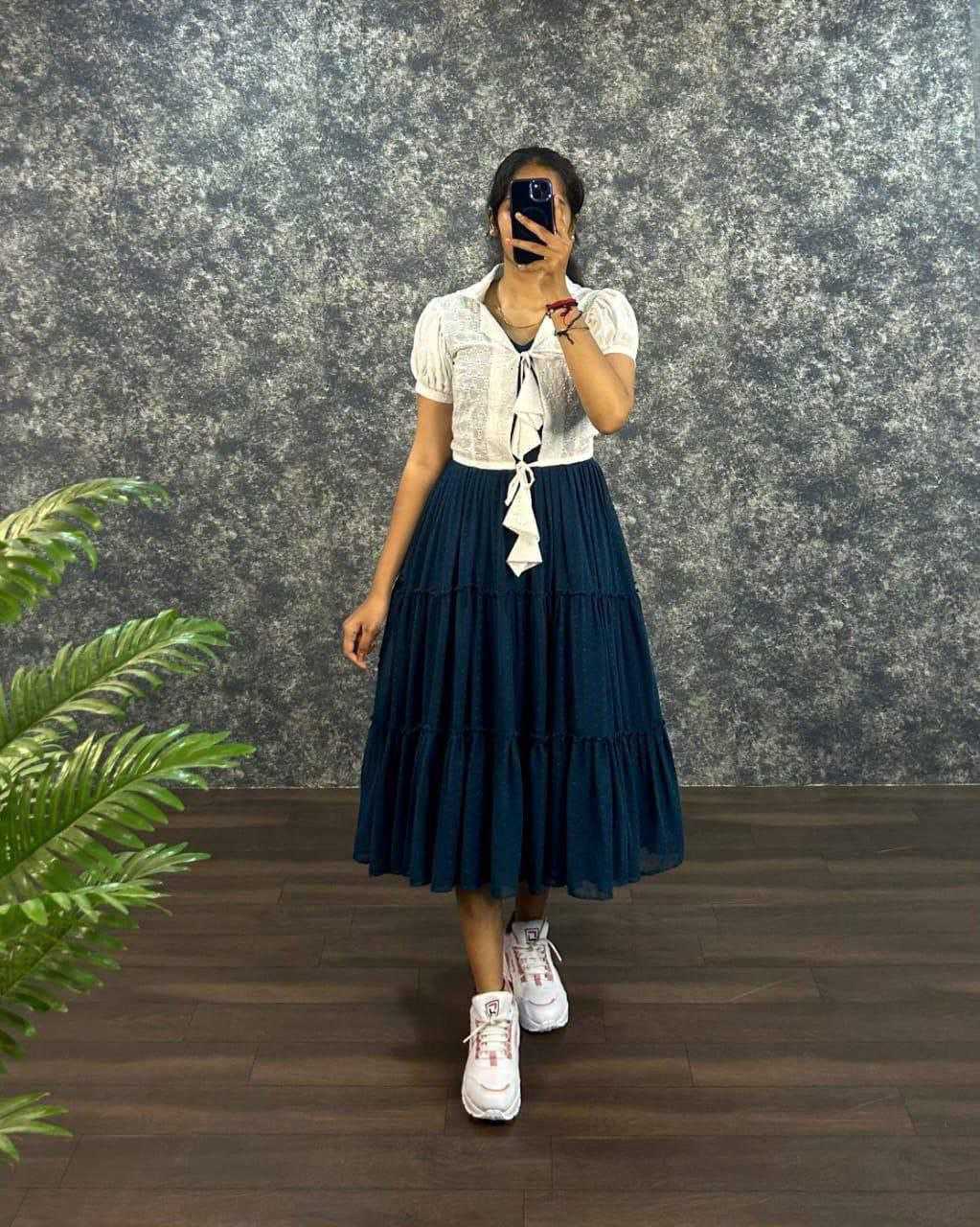 Ynf Crepe RIN220 AJNU Gowns Wholesale Printed Gowns Party Gowns Indo-Western Gown With Jacket Manufacturer
