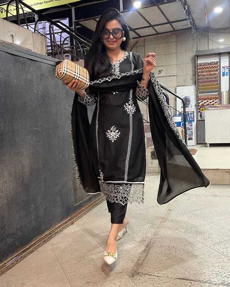 Ynf Fancy RIN222 BS-74 Suits & Dresses Wholesale Embroidery Suits Party wear suits Designer Suits Manufacturer