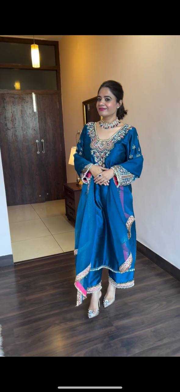 Ynf Heavy Silk KESH512 170 Suits & Dresses Wholesale Ladies Suits Dresses Designer Suits Manufacturer