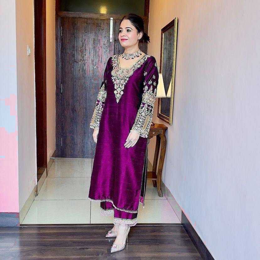 Ynf Heavy Silk KESH512 170 Suits & Dresses Wholesale Ladies Suits Dresses Designer Suits Manufacturer