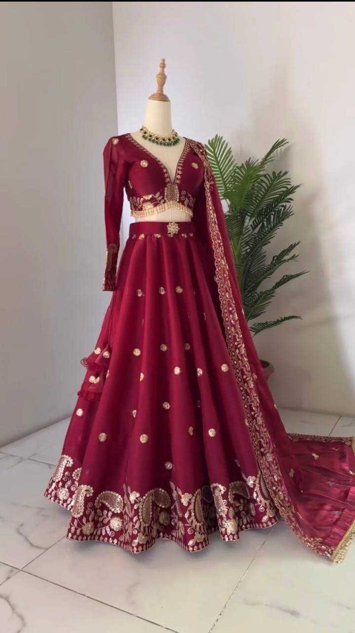 Ynf Jimmy Choo RIN162 371 Lehengas Wholesale Designer Lehenga Fancy Lehenga Designer Lehenga Choli Manufacturer