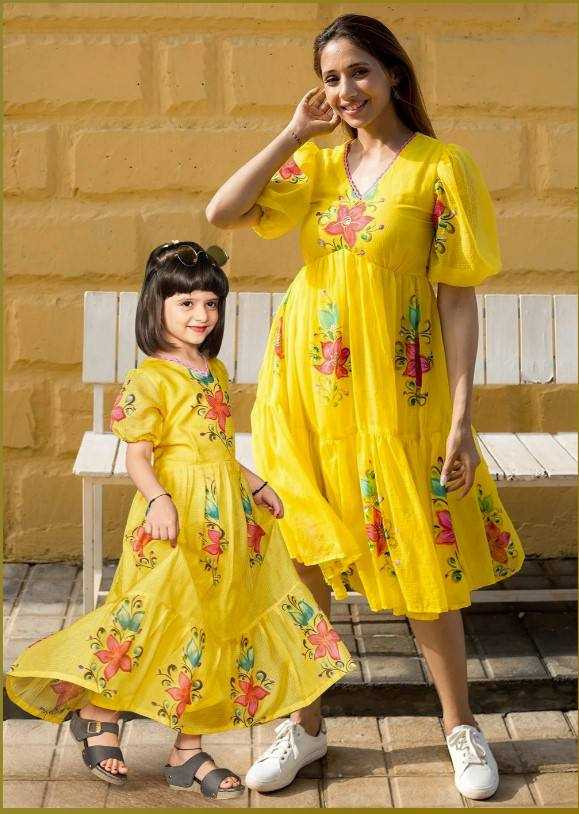 Ynf Kota Checks RIN131 1301 Mother & Daughter Combo Wholesale Mother Daughter Matching Gowns Manufacturer
