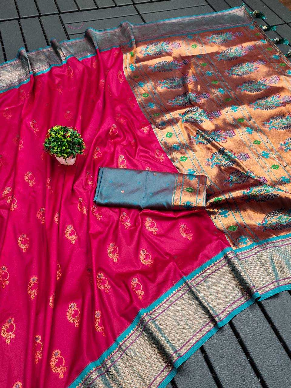 Ynf Paithani Silk RIN150 Nath Paithani -2 Silk Sarees Wholesale Designer Silk Sarees Zari Border Silk Sarees Manufacturer