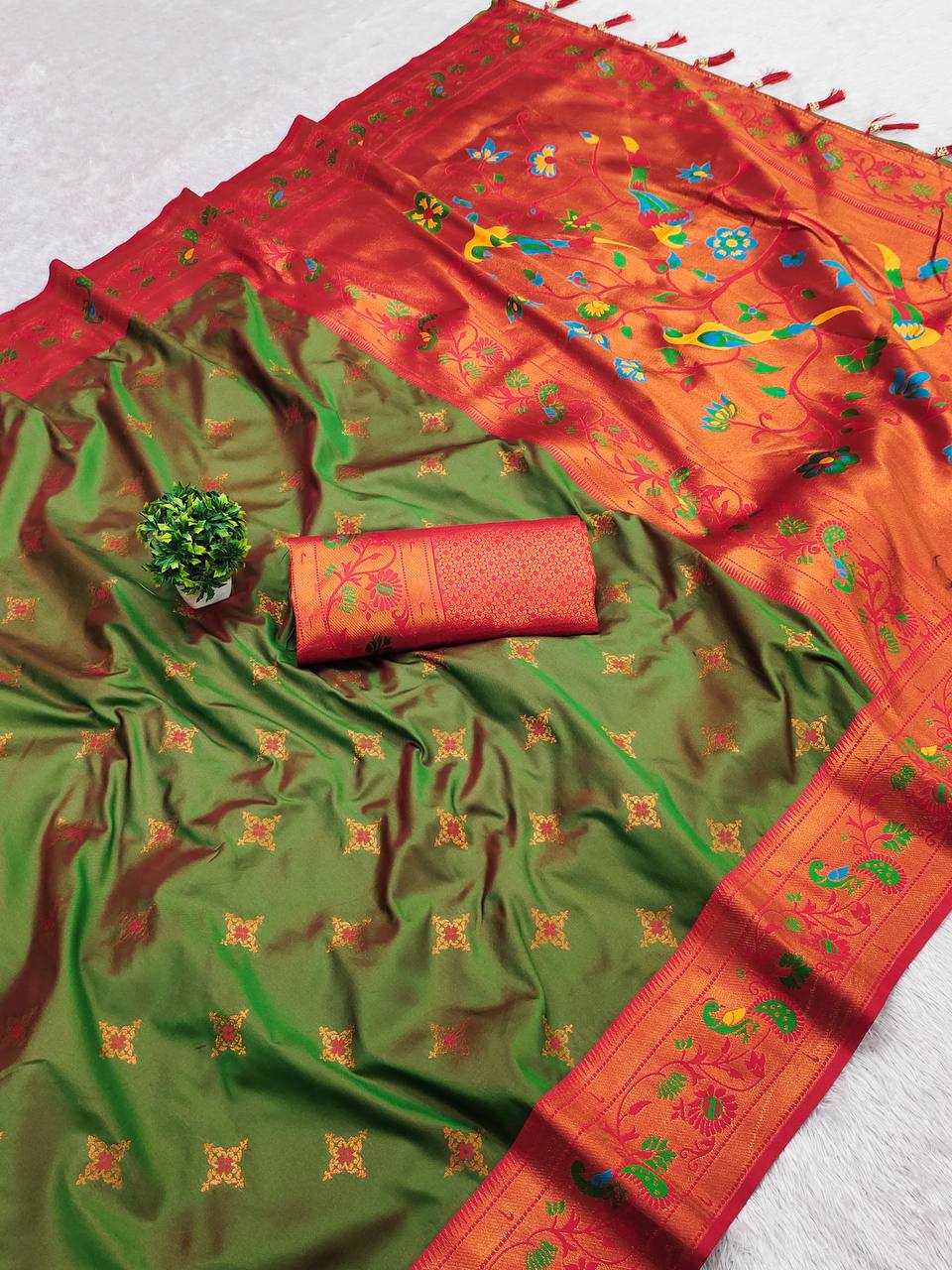 Ynf Paithani Silk RIN150 Star Paithani Silk Sarees Wholesale Designer Silk Sarees Zari Border Silk Sarees Manufacturer
