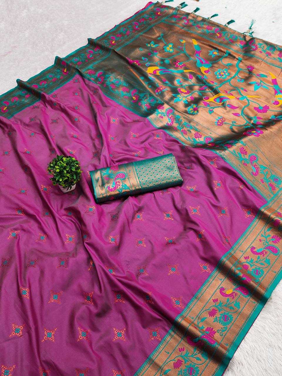 Ynf Paithani Silk RIN150 Star Paithani Silk Sarees Wholesale Designer Silk Sarees Zari Border Silk Sarees Manufacturer
