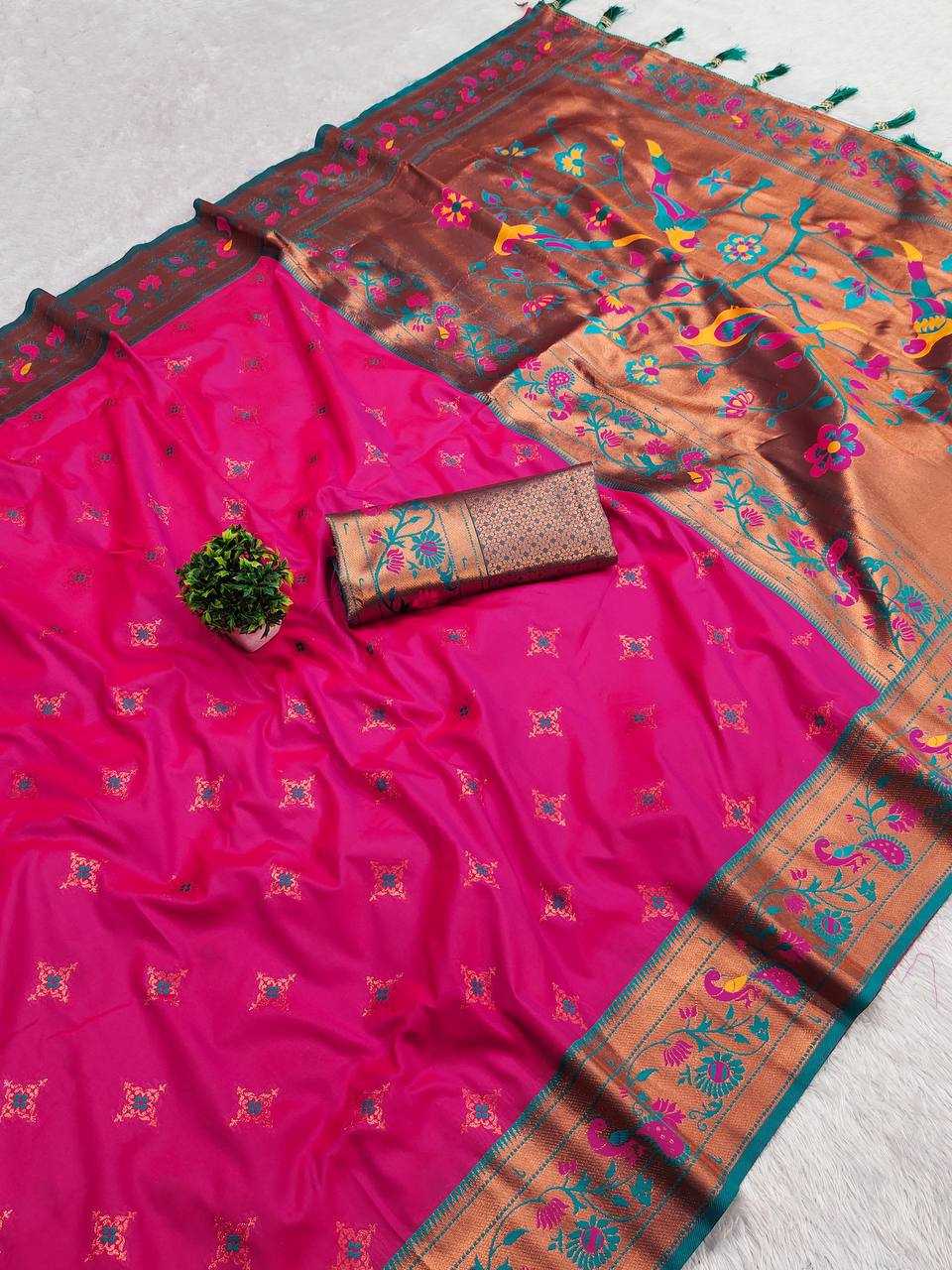Ynf Paithani Silk RIN150 Star Paithani Silk Sarees Wholesale Designer Silk Sarees Zari Border Silk Sarees Manufacturer