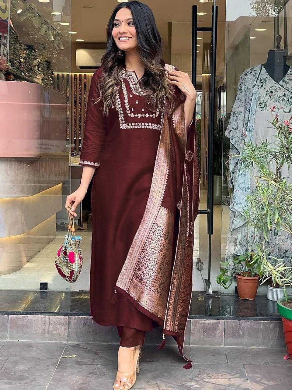 Ynf Rayon KESH517 K4 Suits & Dresses Wholesale Embroidery Suits Party wear suits Silk Suits Manufacturer
