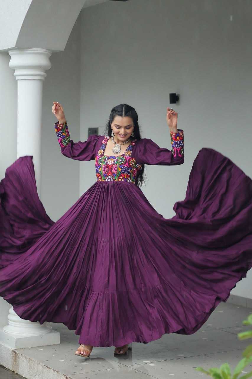 Ynf Reyon Cotton KESH491 9255 Gowns Wholesale Fancy Gowns Embroidery Gowns Long Gowns Manufacturer