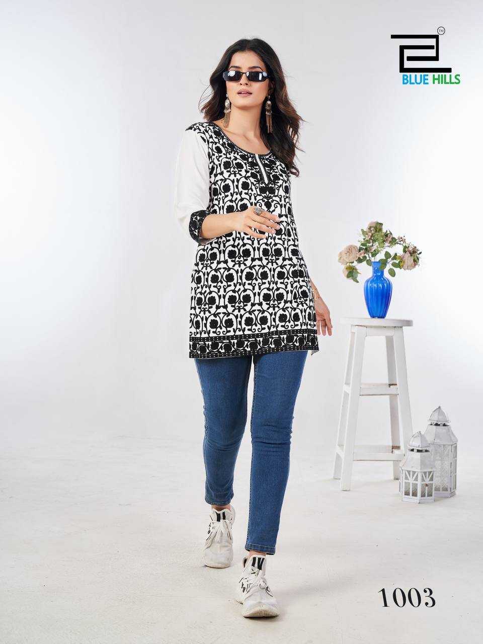 Ynf Reyon Cotton RIN125 Chikankari Kurti Wholesale Short Kurtis Rayon Kurtis Embroidered Kurtis Manufacturer