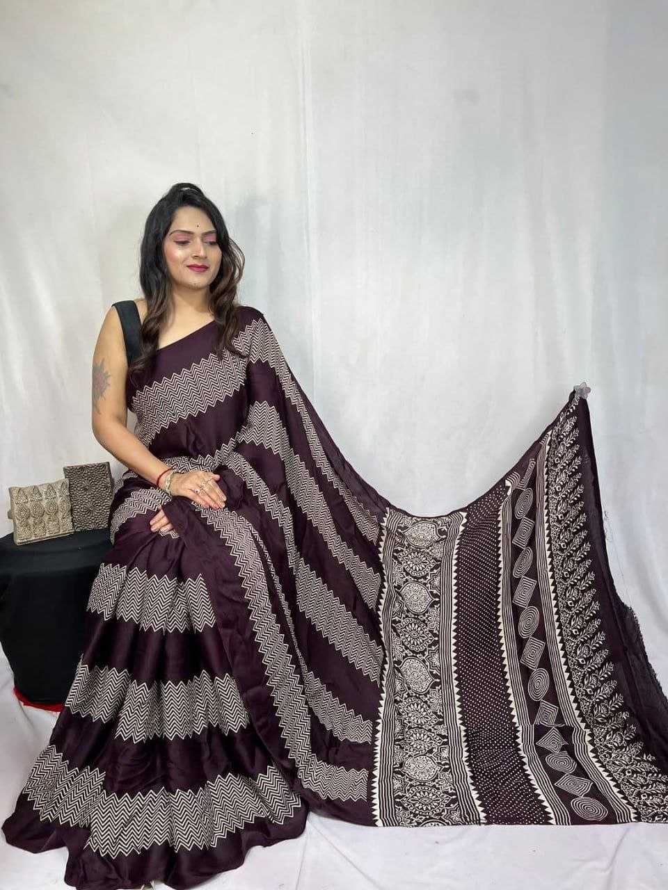 Ynf Silk RIN207 2240 Sarees Wholesale Designer Sarees Party Wear Sarees Fancy Sarees Manufacturer