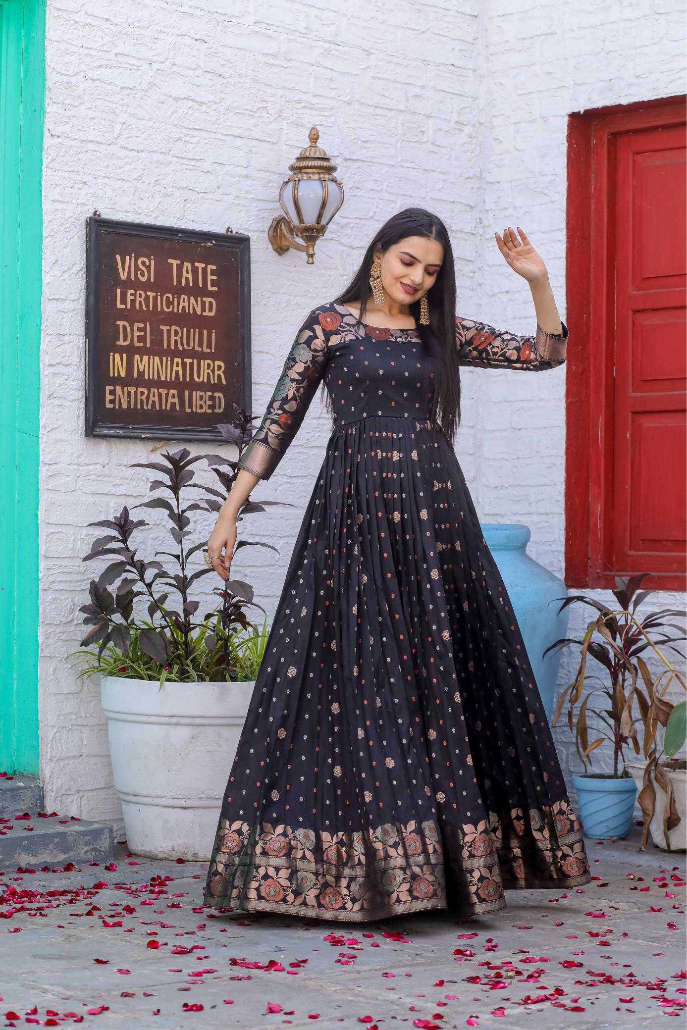 Ynf Soft Silk KESH249 W Suhani Gowns Wholesale Party Gowns Designer Gowns Silk Gowns Manufacturer