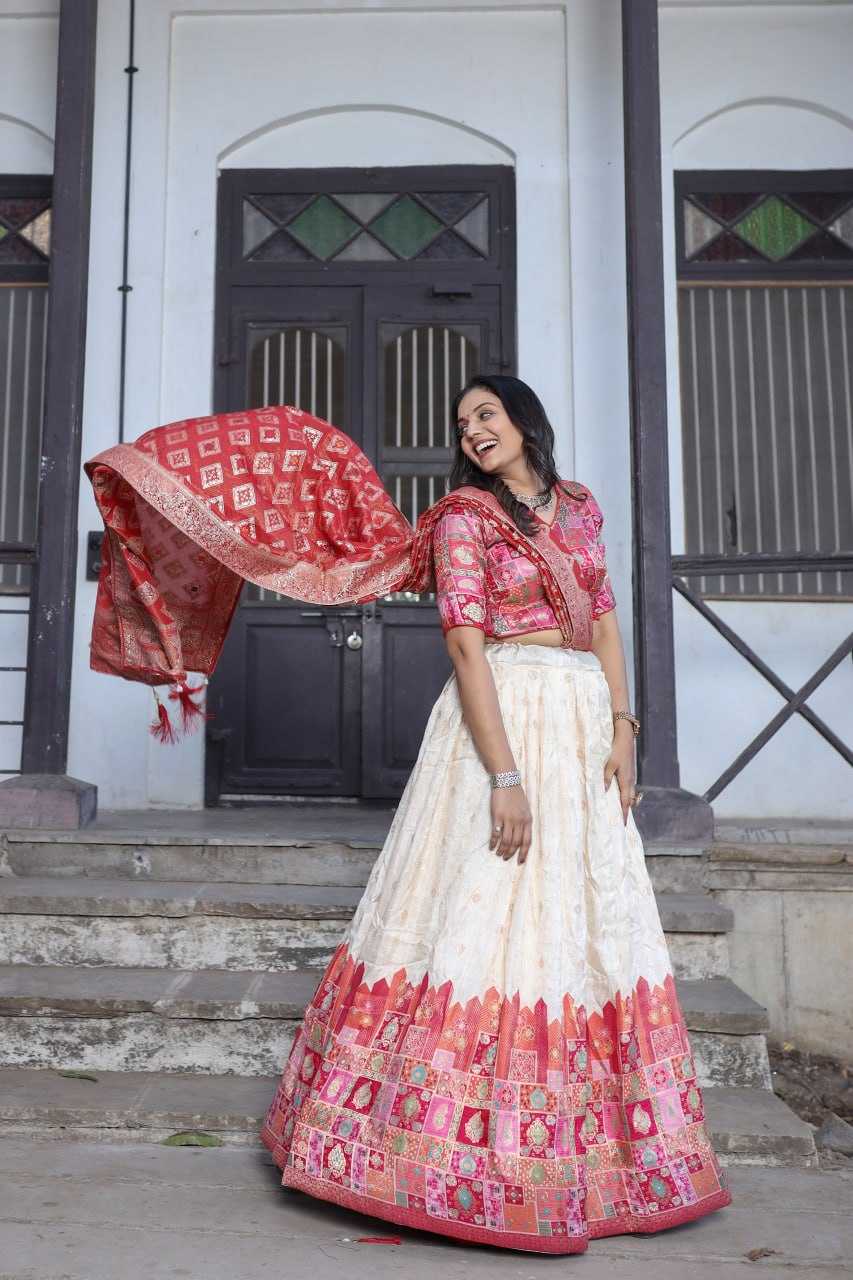 Ynf Viscose KESH511 PRASANG 03 Lehengas Wholesale Designer Lehenga Traditional Lehenga Lehenga With Dupatta Manufacturer