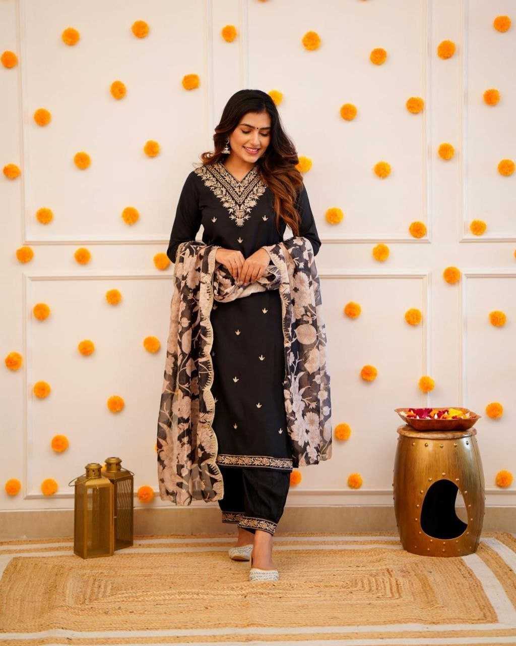Ynf Viscose Rayon RIN193 TRENDY Suits & Dresses Wedding Collections Festive Collections Wholesale Ladies Suits Embroidery Suits Party wear suits Manufacturer