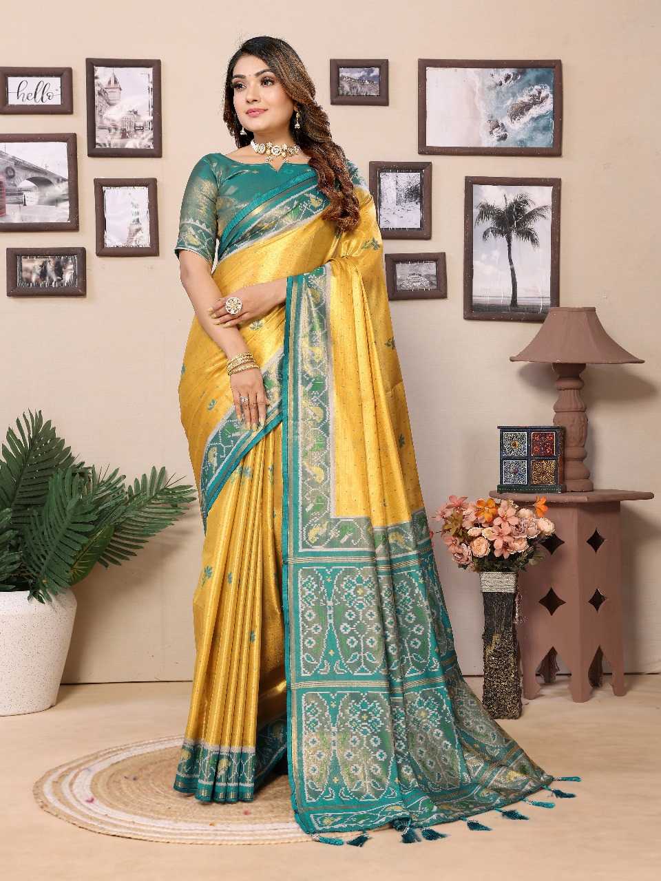 Ynf Banarasi Soft Silk RIN144 Surekha Silk Sarees Wedding Collections Festive Collections Wholesale Banarasi Silk Sarees Patola Sarees Designer Silk Sarees Manufacturer