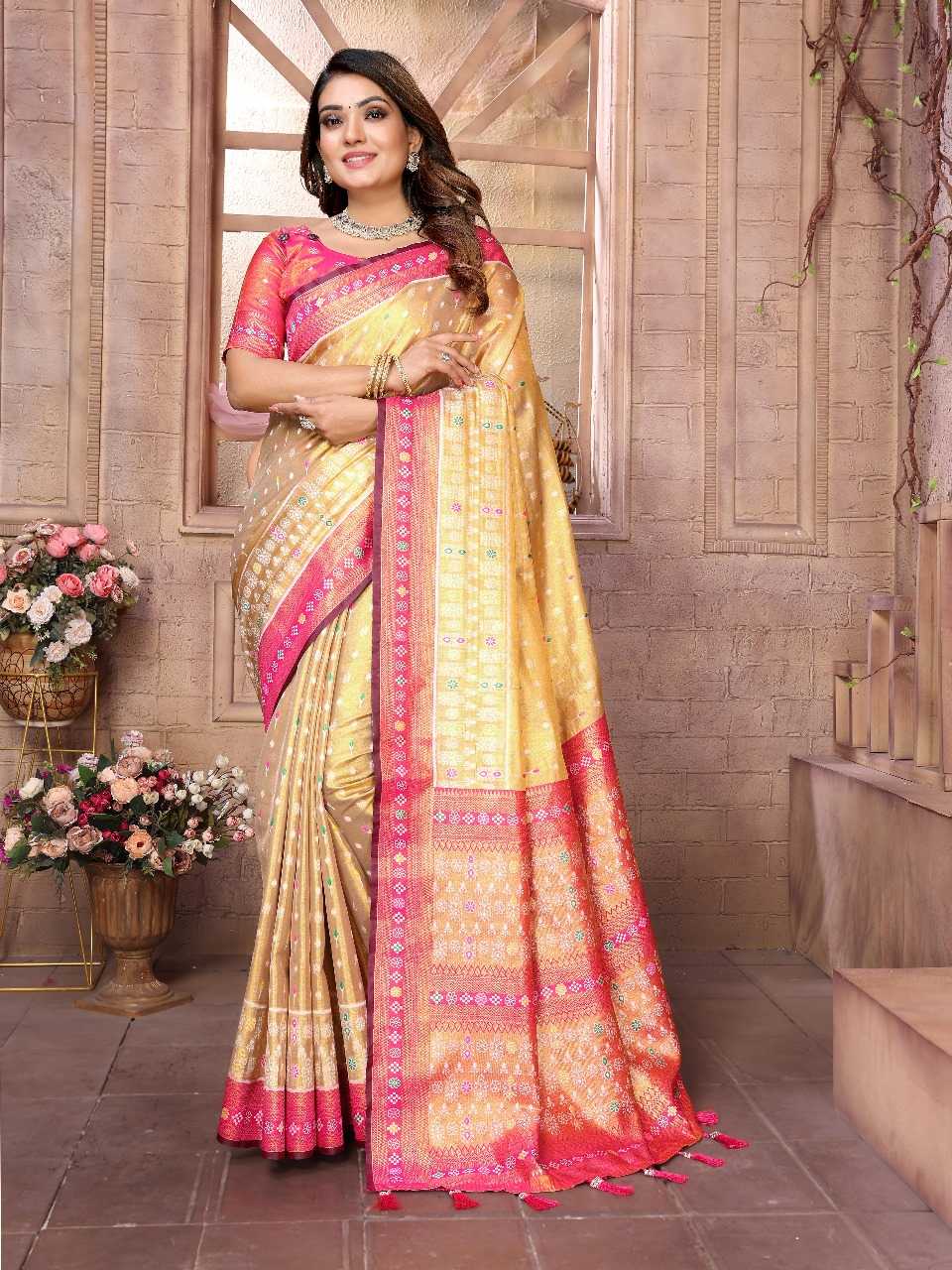 Ynf Banarasi Soft Silk RIN144 Tarveni Silk Sarees Wedding Collections Festive Collections Wholesale Banarasi Silk Sarees Patola Sarees Designer Silk Sarees Manufacturer