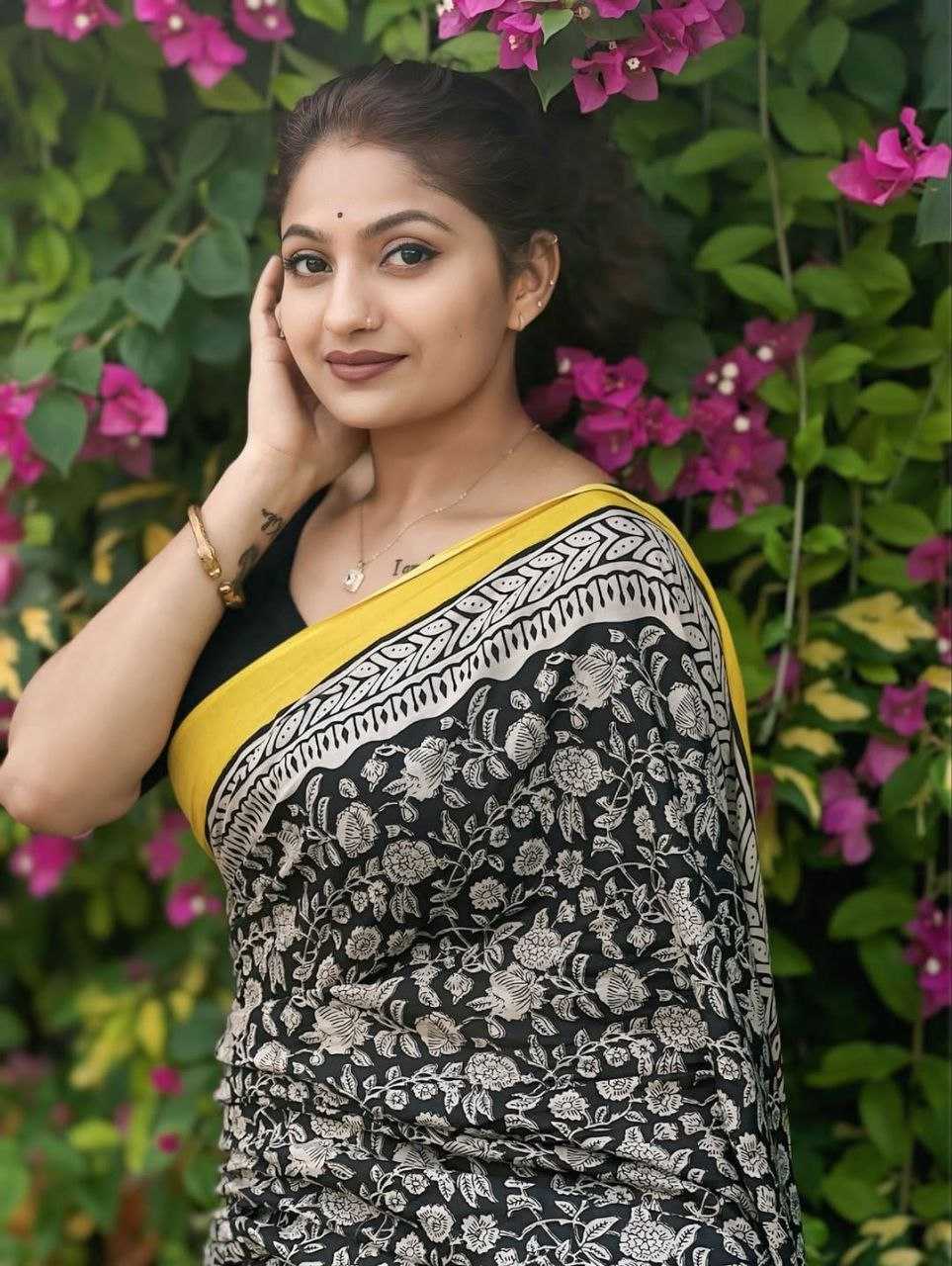 Ynf Cotton KESH488 Floral Printed Cotton Sarees Wedding Collections Festive Collections Wholesale Printed Sarees Traditional Sarees Cotton Sarees Manufacturer
