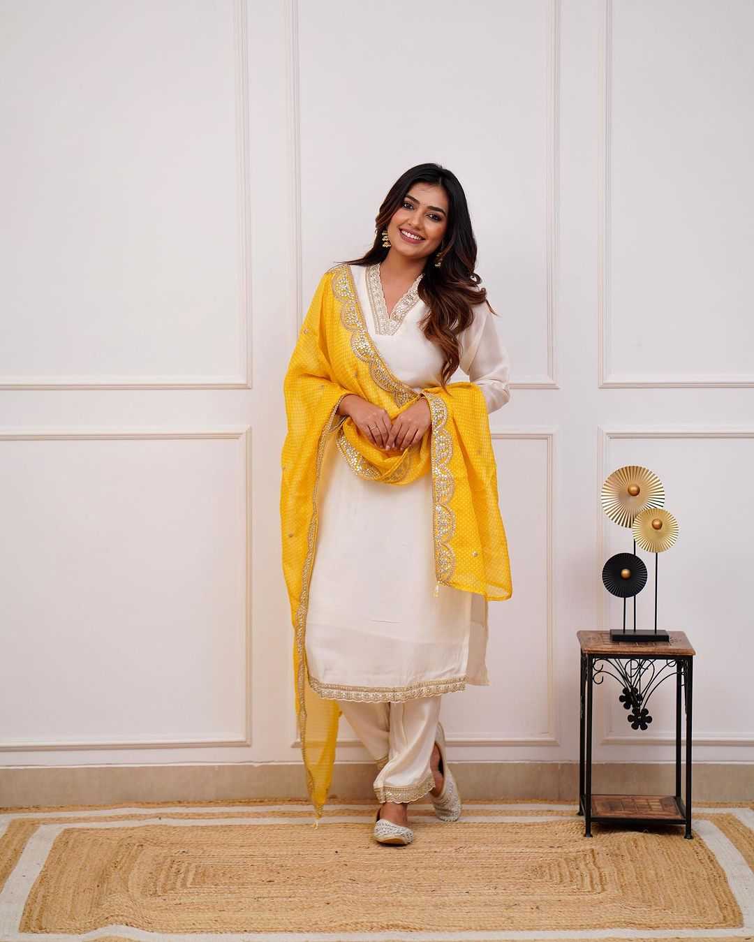 Ynf Cotton KESH502 1004 Suits & Dresses Festive Collections Wholesale Embroidery Suits Cotton Suits Onam Collections Manufacturer