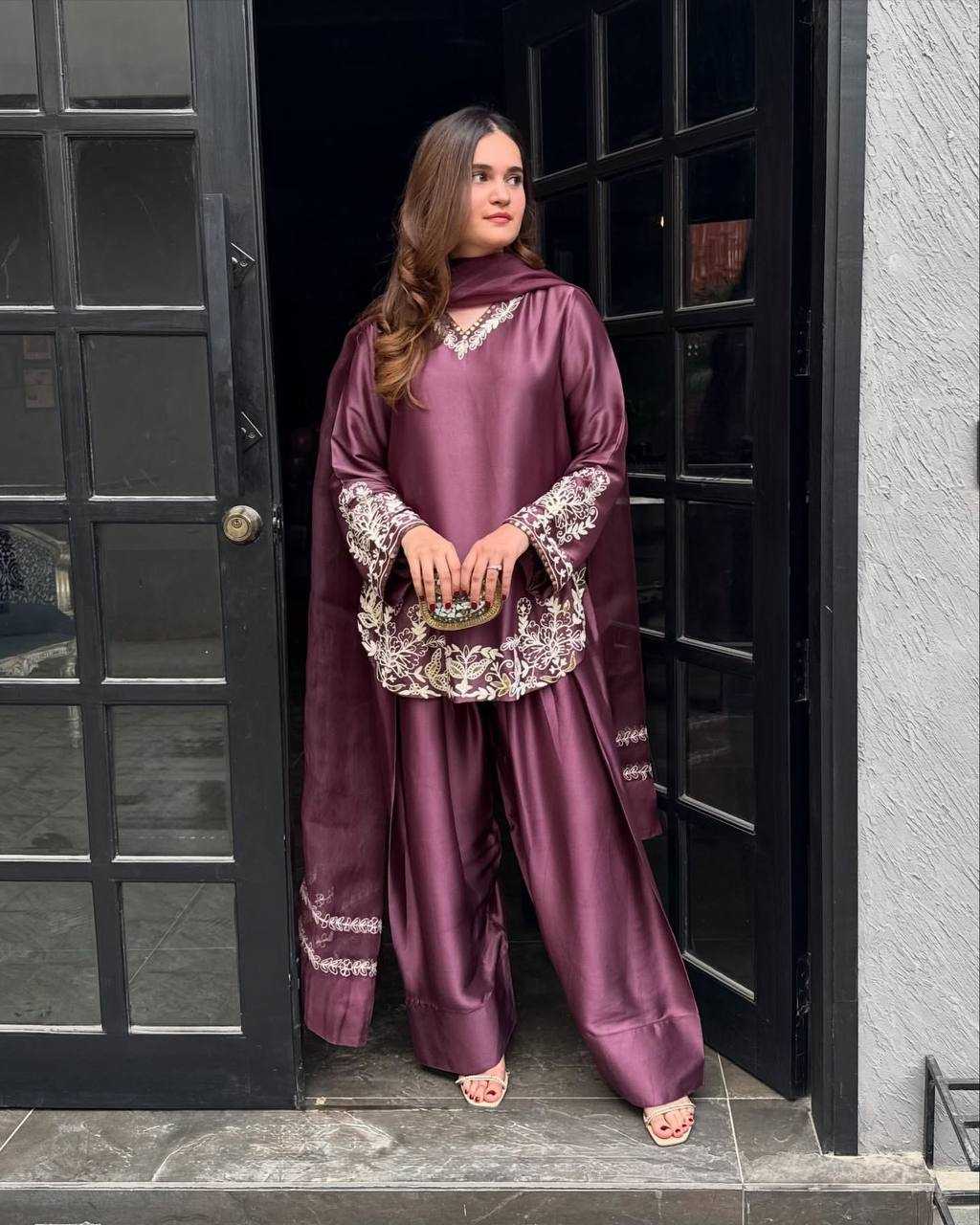 Ynf Crepe Silk RIN197 4758 Suits & Dresses Wholesale Party wear suits Bridal Wedding Dresses Designer Suits Manufacturer