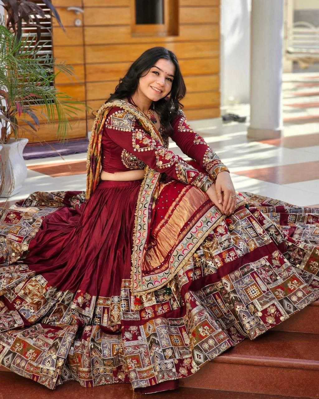 Ynf Dola Silk KESH495 Navratri Lehengas Festive Collections Wholesale Fancy Lehenga Rajwada Lehenga Navratri Chaniya Choli Manufacturer